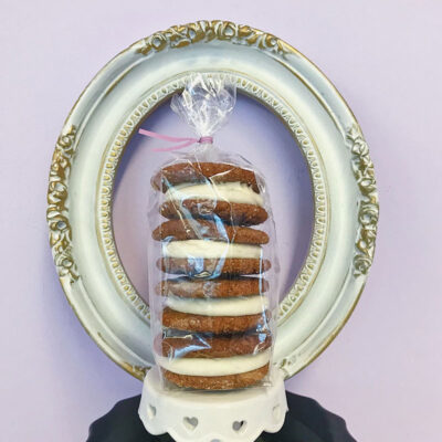 Ginger Molasses Cookie Sandwiches