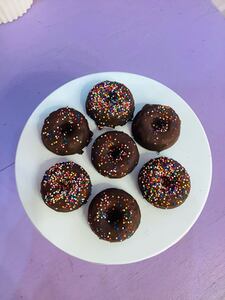 Mini Baked Vanilla Cake Donuts